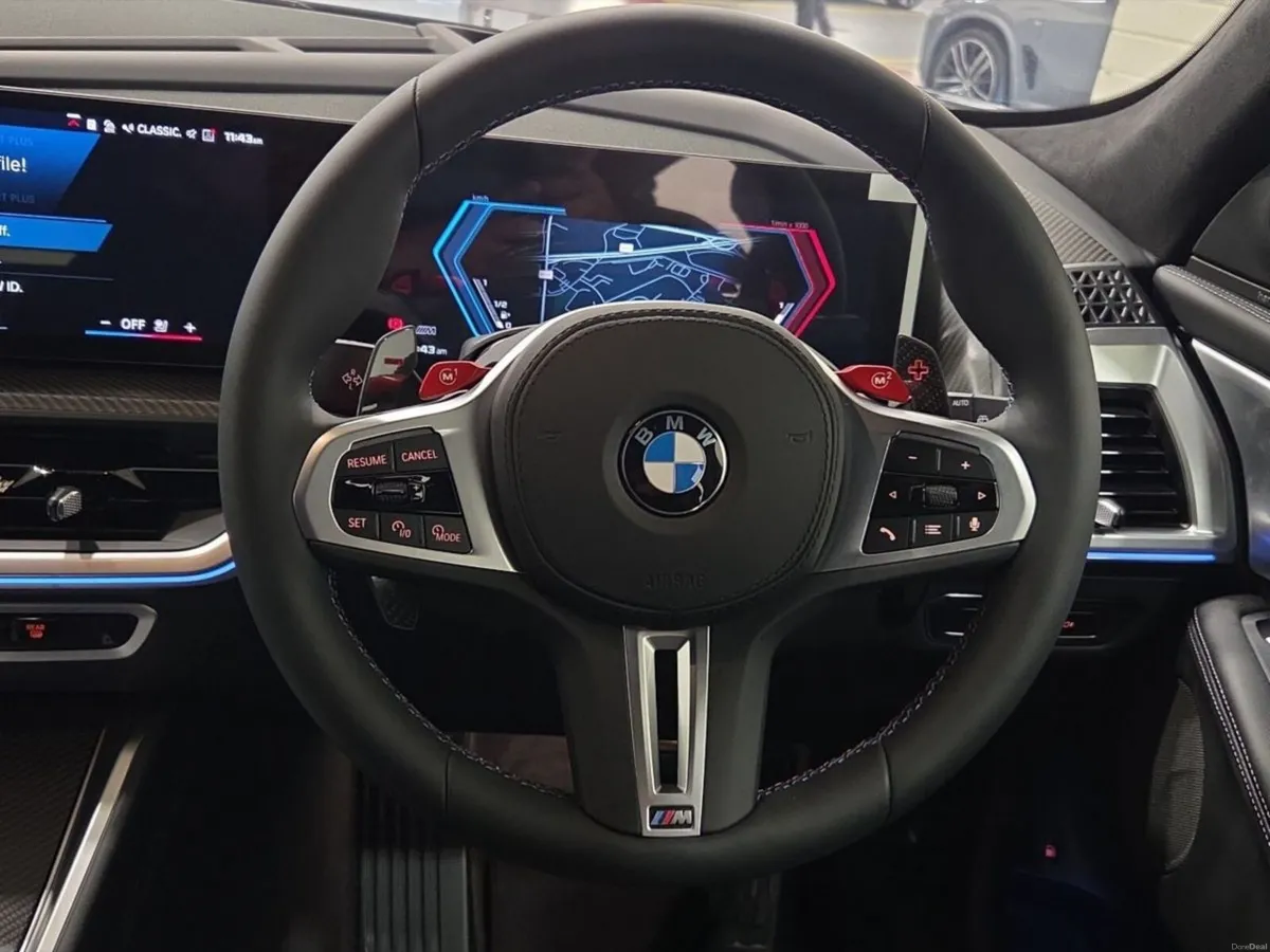 BMW XM 3.0 - Image 5