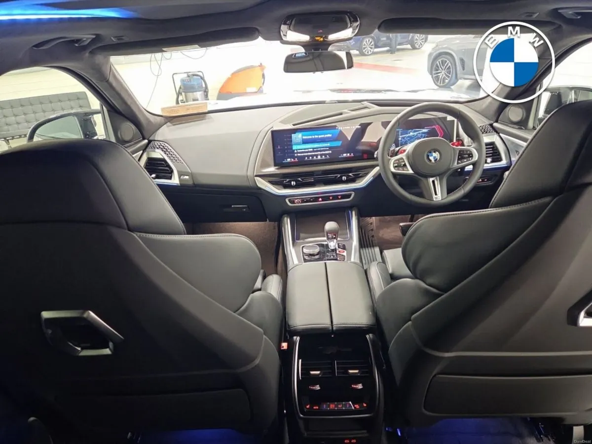 BMW XM 3.0 - Image 4