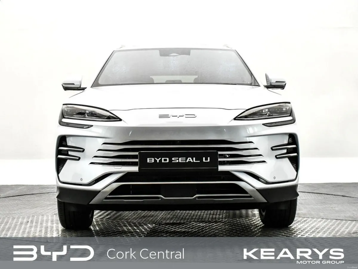 BYD SEAL U DM-i BOOST "DEMO MODEL" - Image 4