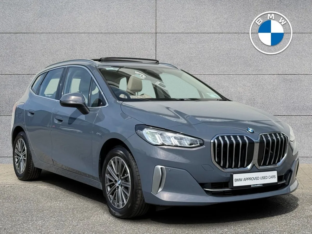 BMW 2-Series 220i Luxury Active Tourer - Image 1