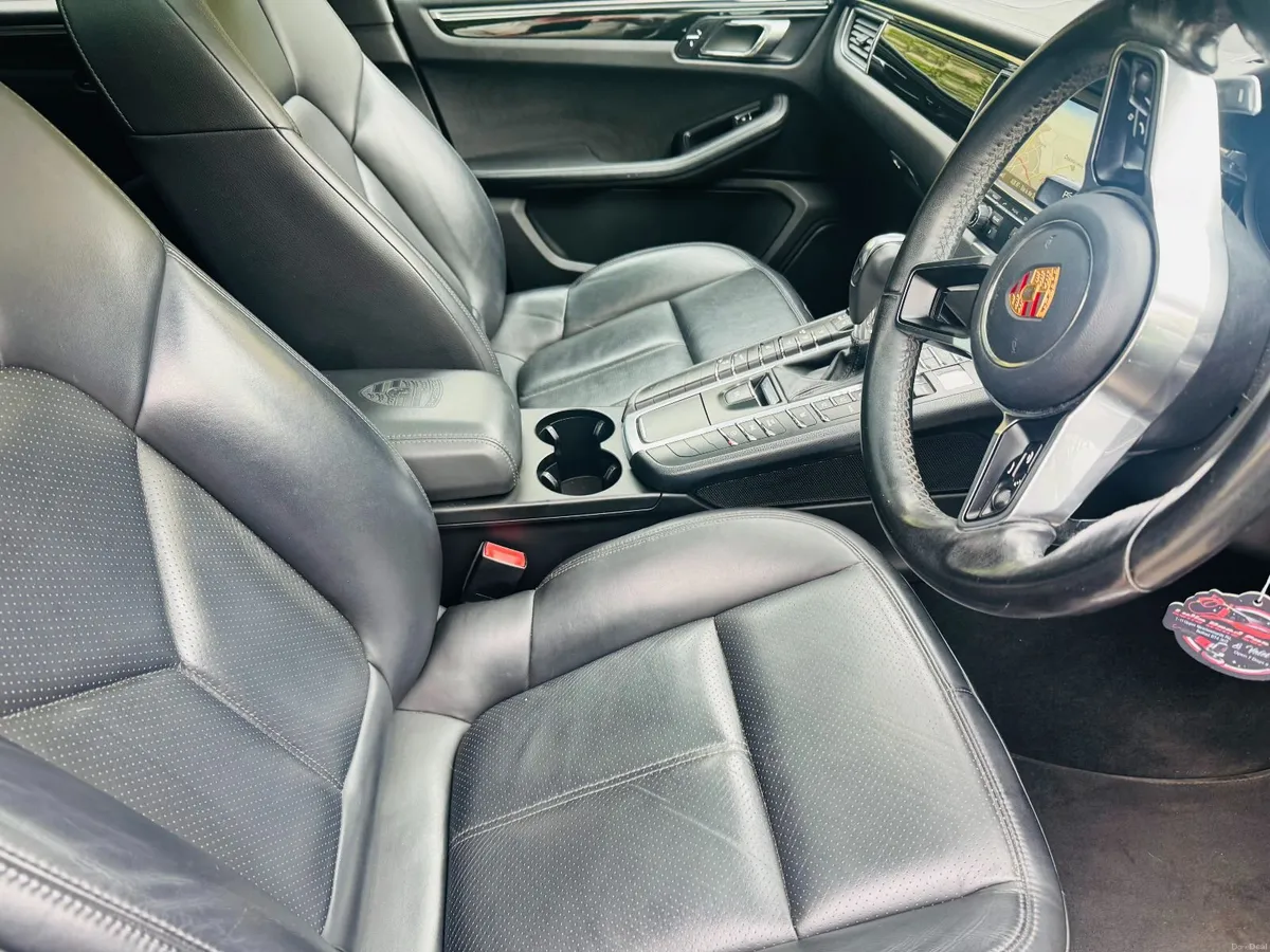 Porsche Macan S 3.0 V6 Diesel STUNNING 1 OWNER NI - Image 6