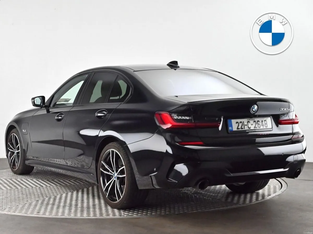 BMW 3-Series 330e M Sport Saloon - Image 2