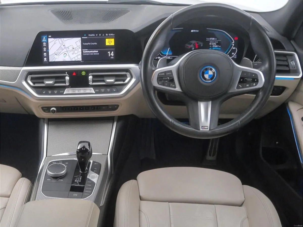BMW 3-Series 330e M Sport Saloon - Image 5