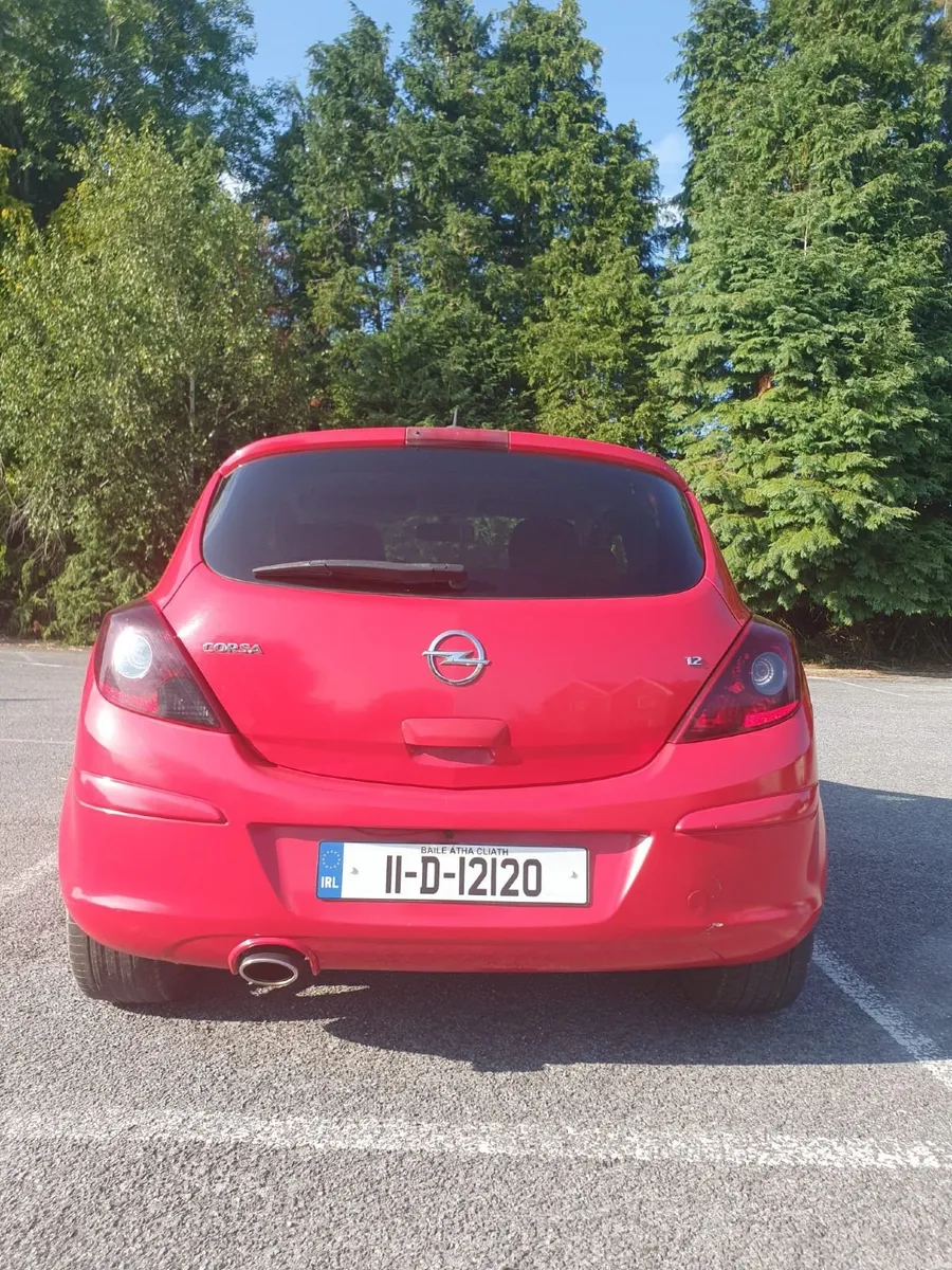 Opel Corsa 2011 - Image 2