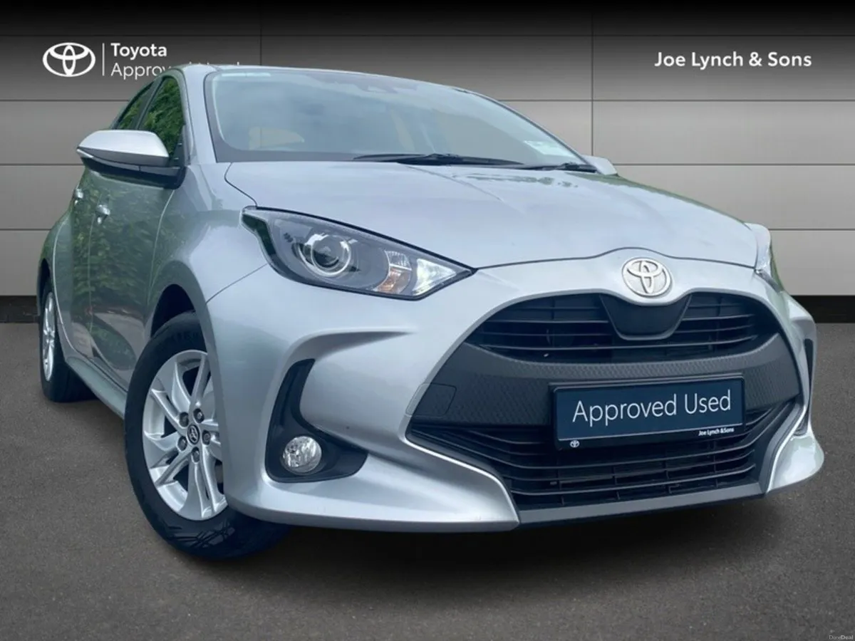 Toyota Yaris YARIS 1.5 LUNA - Image 1