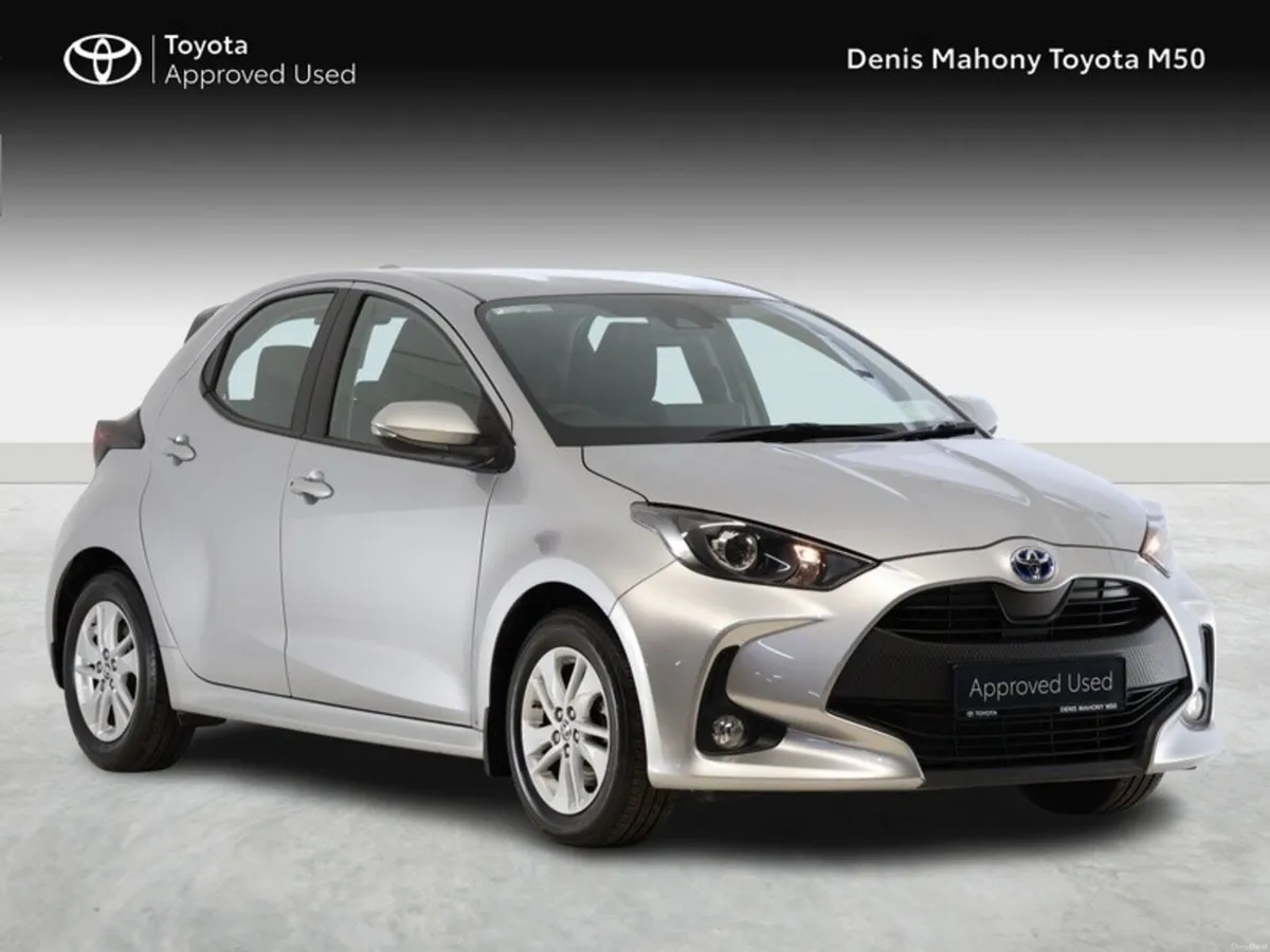 Toyota Yaris Luna Hybrid - Image 1