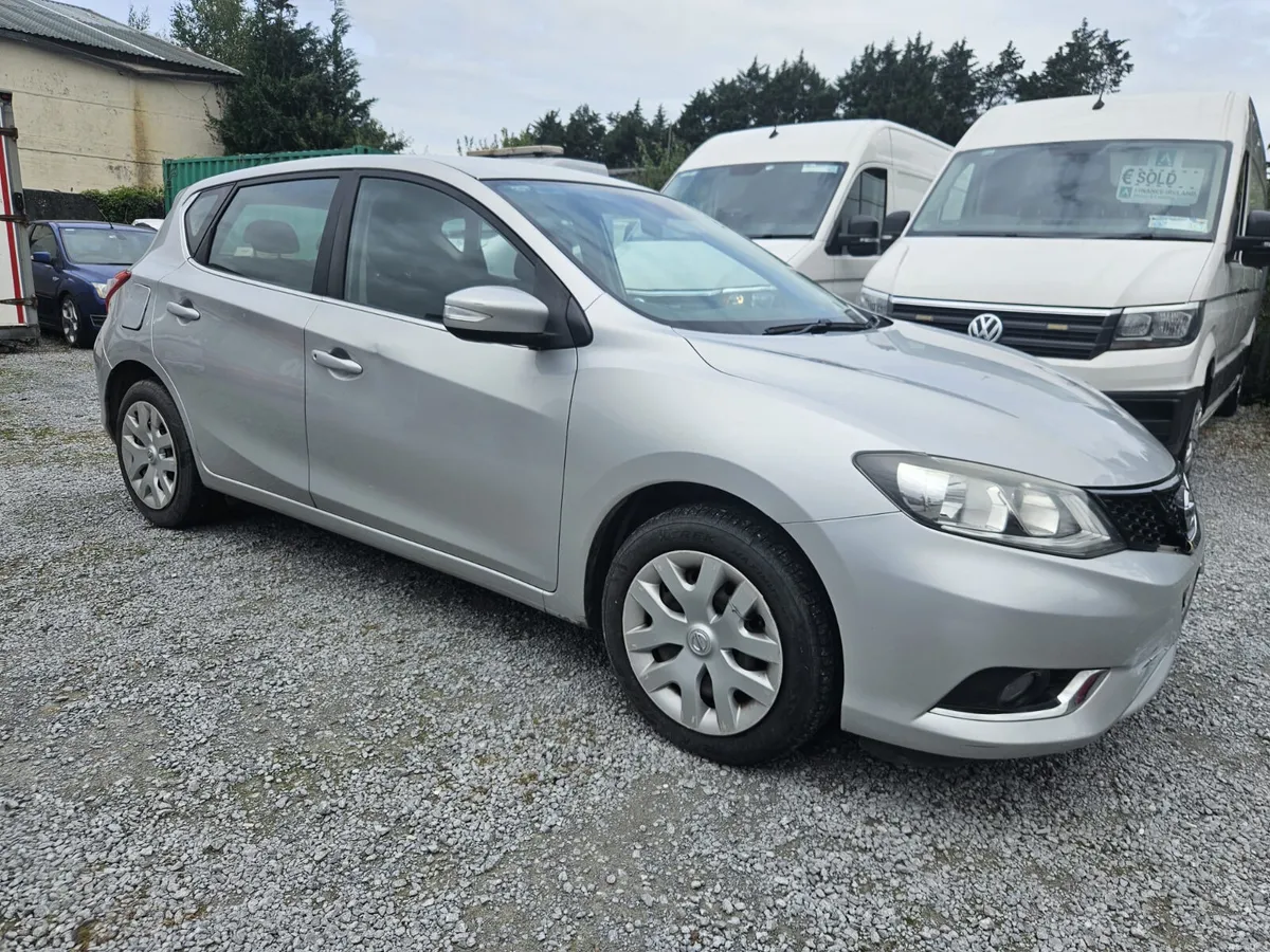 2015 Nissan Pulsar - Image 2