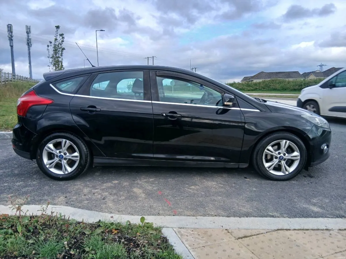 2011 Ford focus !! Nct March 2027 !! - Image 2