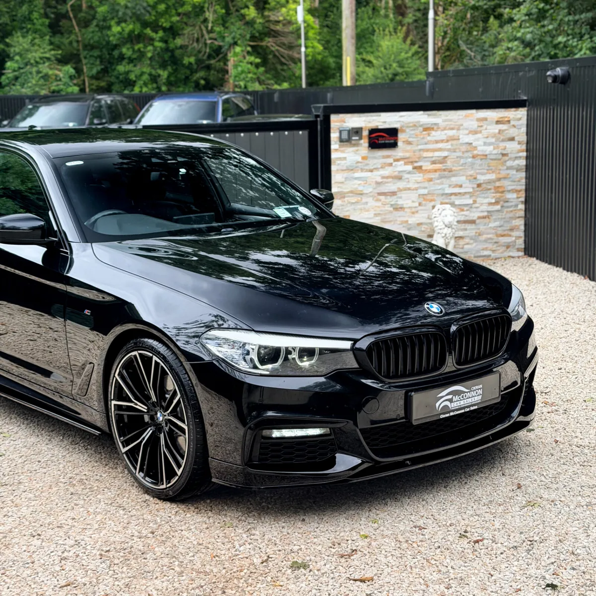 2020 (201) BMW 520d M Sport **21” ALLOYS* - Image 2
