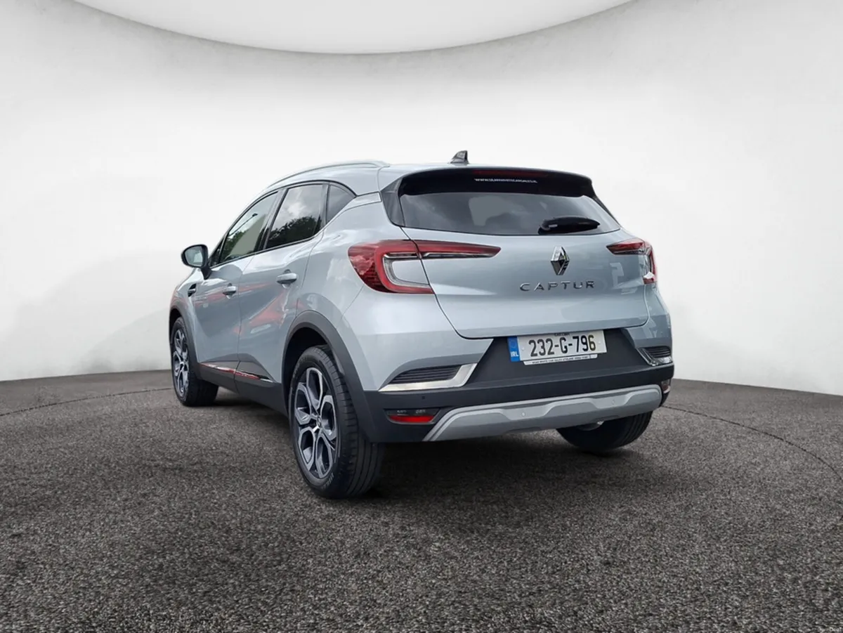 Renault Captur TECHNO TCE 90 MY23 5DR - Image 4