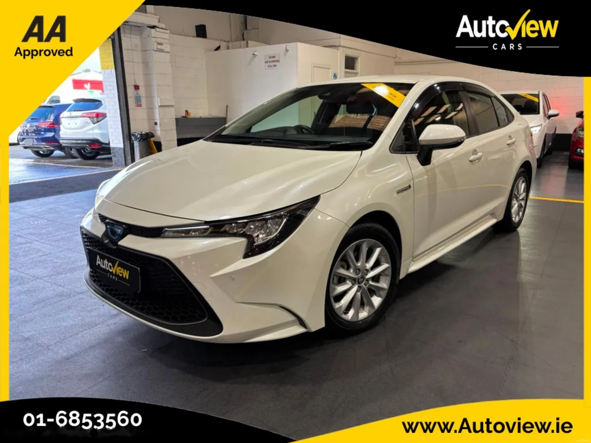 Toyota Corolla 1.8 Self-Charging Hybrid Automatic. - Image 5