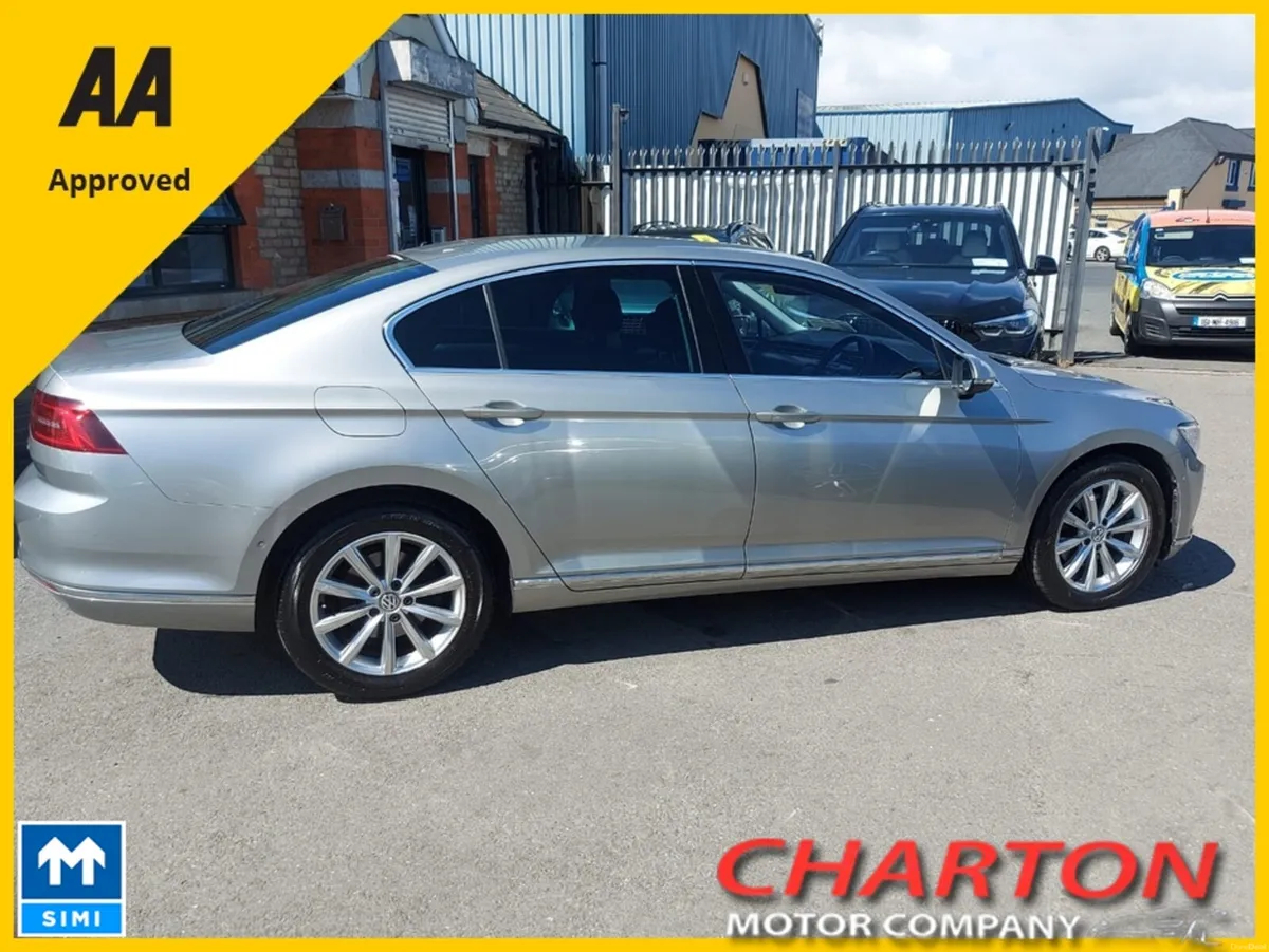 Volkswagen Passat HIGHLINE 1.6 TDI MANUAL 6SPEED F - Image 6