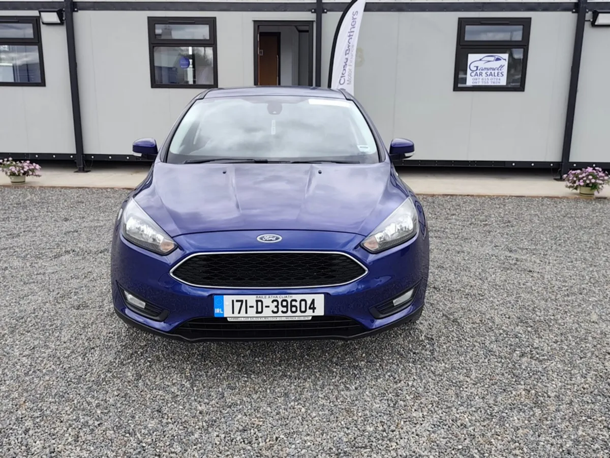 Ford Focus ZETEC 1.0 ECOBOOST 100PS 4DR - Image 6