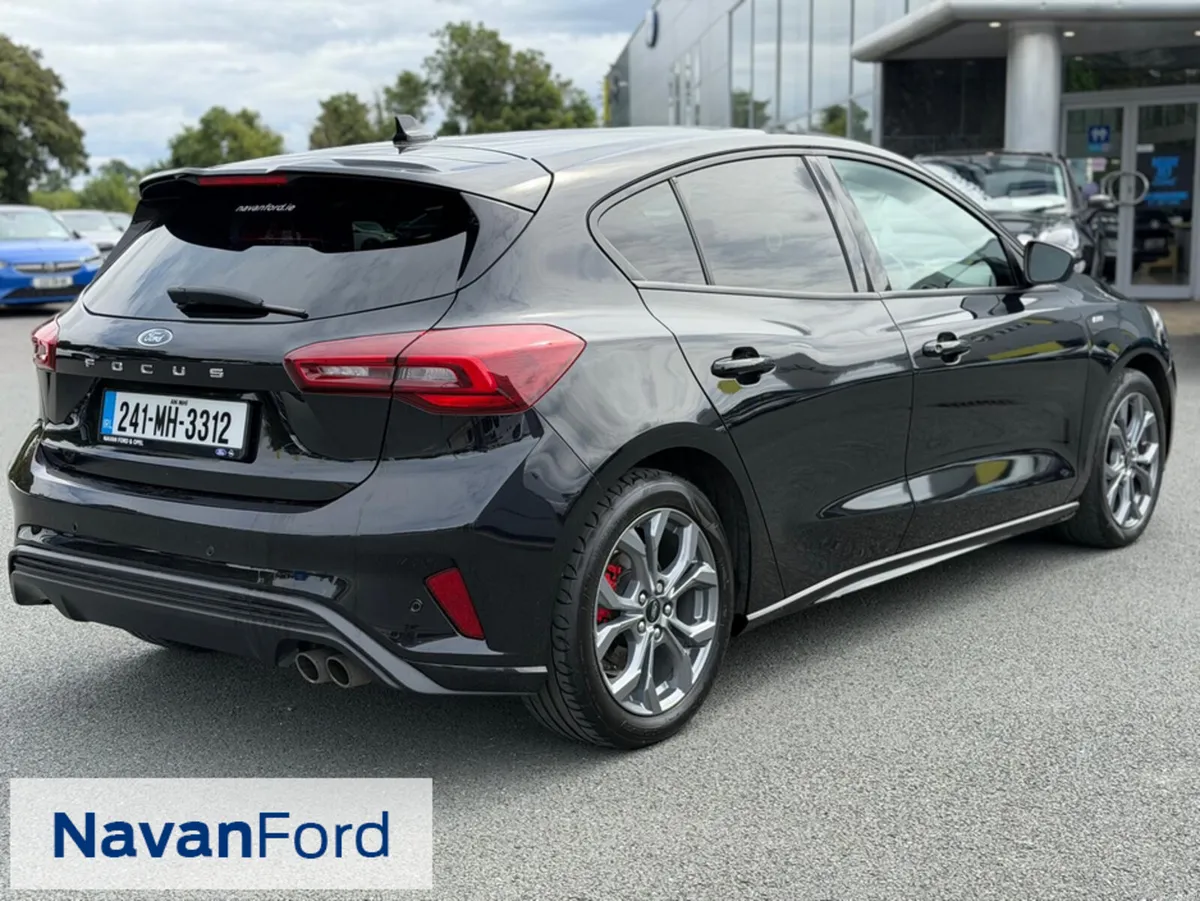 Ford Focus St-Line 1.0T 125Ps - Image 6