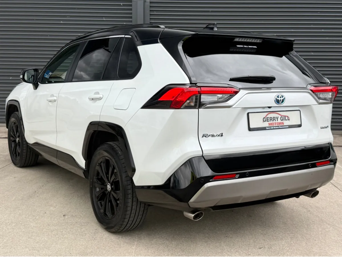 Toyota RAV4 HYBRID SPORT PETROL HYBRID - Image 5