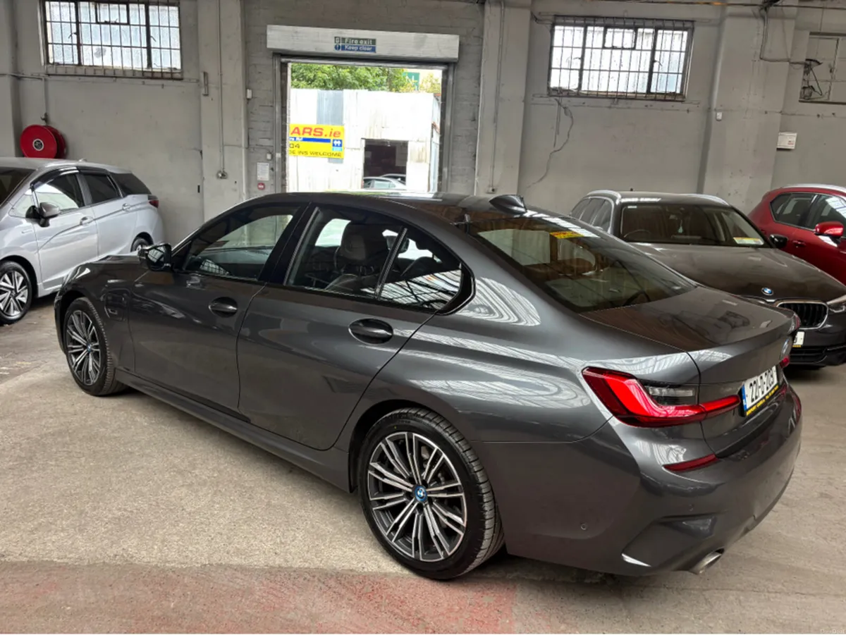 BMW 3-Series 330E M SPORT 3SMO 4DR AUTO Finance Av - Image 6