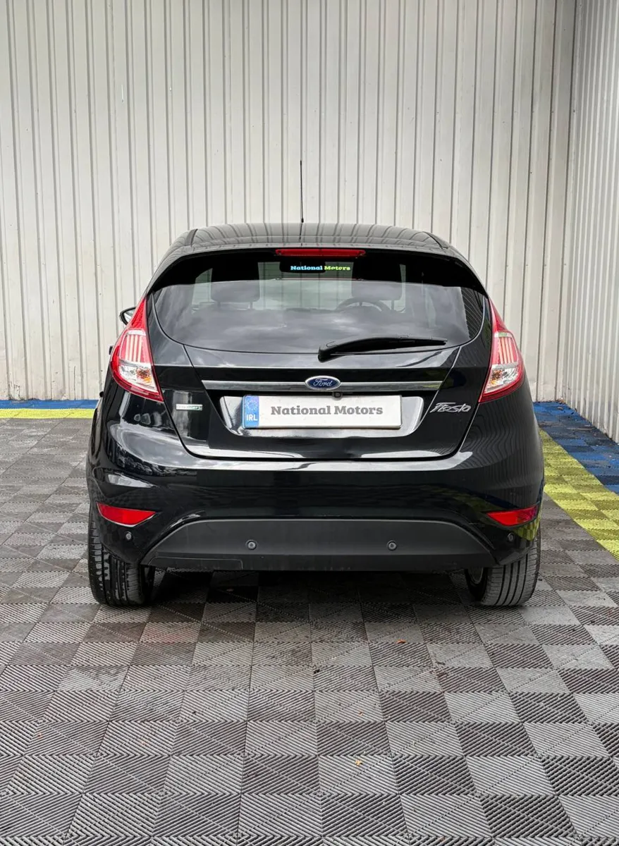 2015 Ford Fiesta Titanium 1.0 PETROL - Image 5