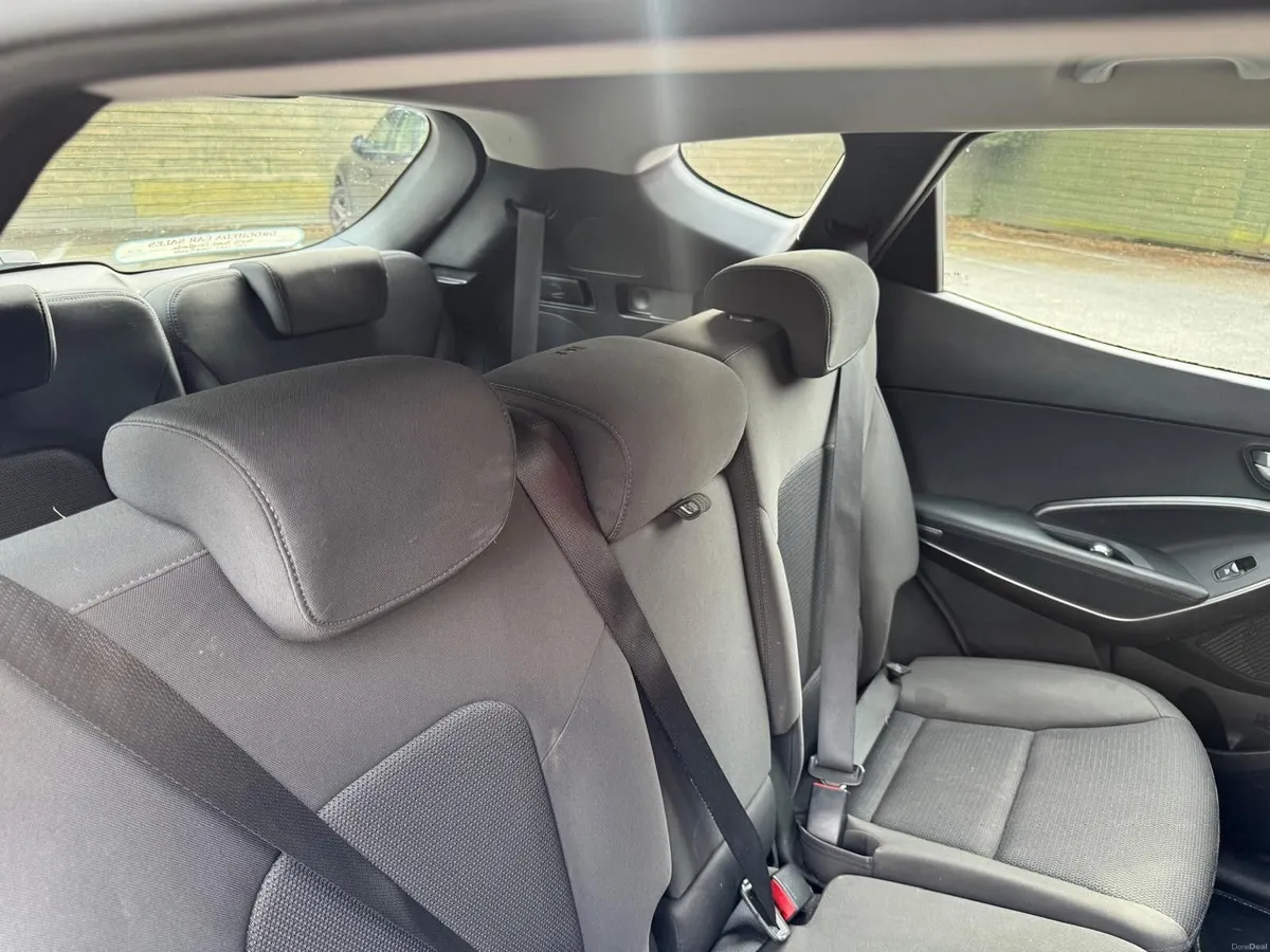 Hyundai Santa Fe 2016 - Image 6