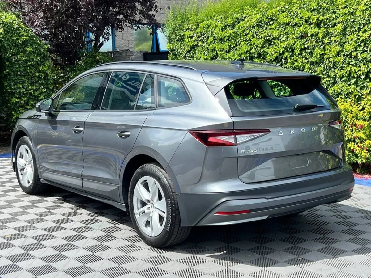 Skoda Enyaq 52 KWH // VERY LOW MILEAGE // APPLE CA - Image 6