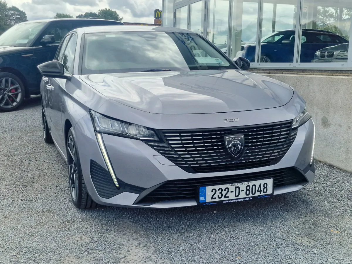 Peugeot 308 ESTATE Allure 1.5 HDI 130 Auto 4DR - Image 2