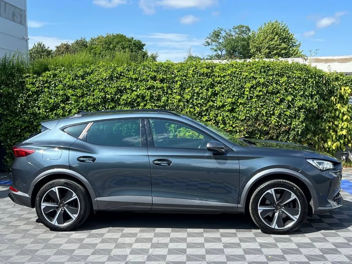 Cupra Formentor V1 1.5 HYBRID AUTO // PARKING SENS - Image 2