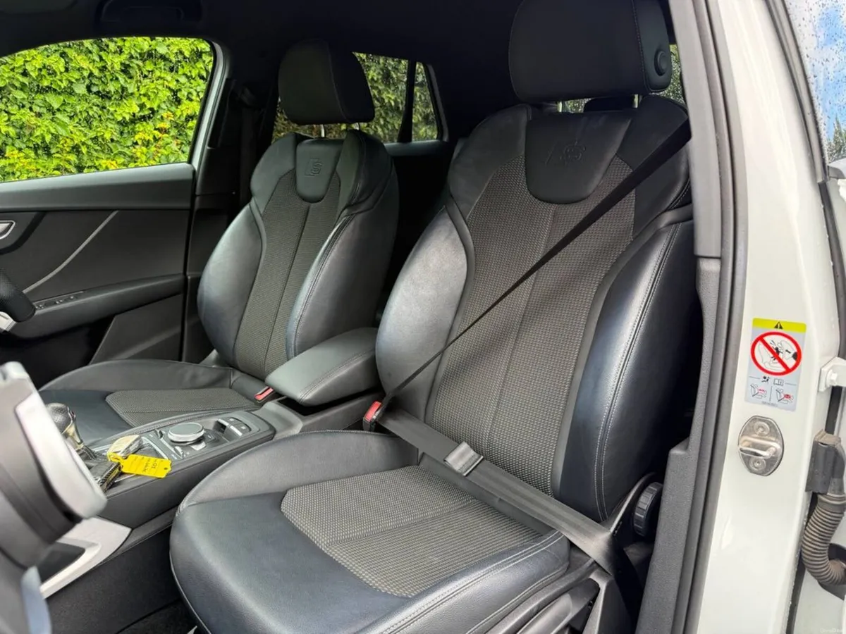 Audi Q2 S-LINE 1.0 TFSI AUTO // APPLE CARPLAY/ANDR - Image 6