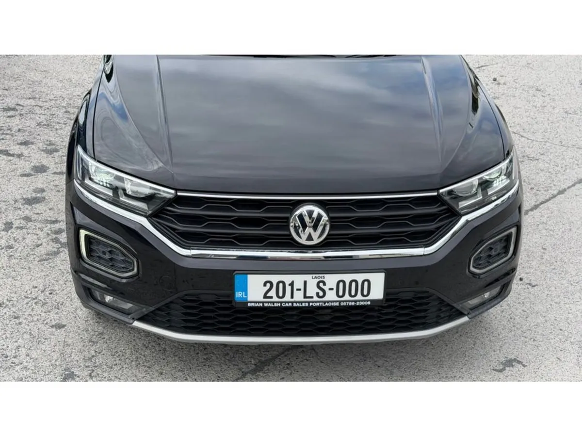 Volkswagen T-Roc Sport - Image 2