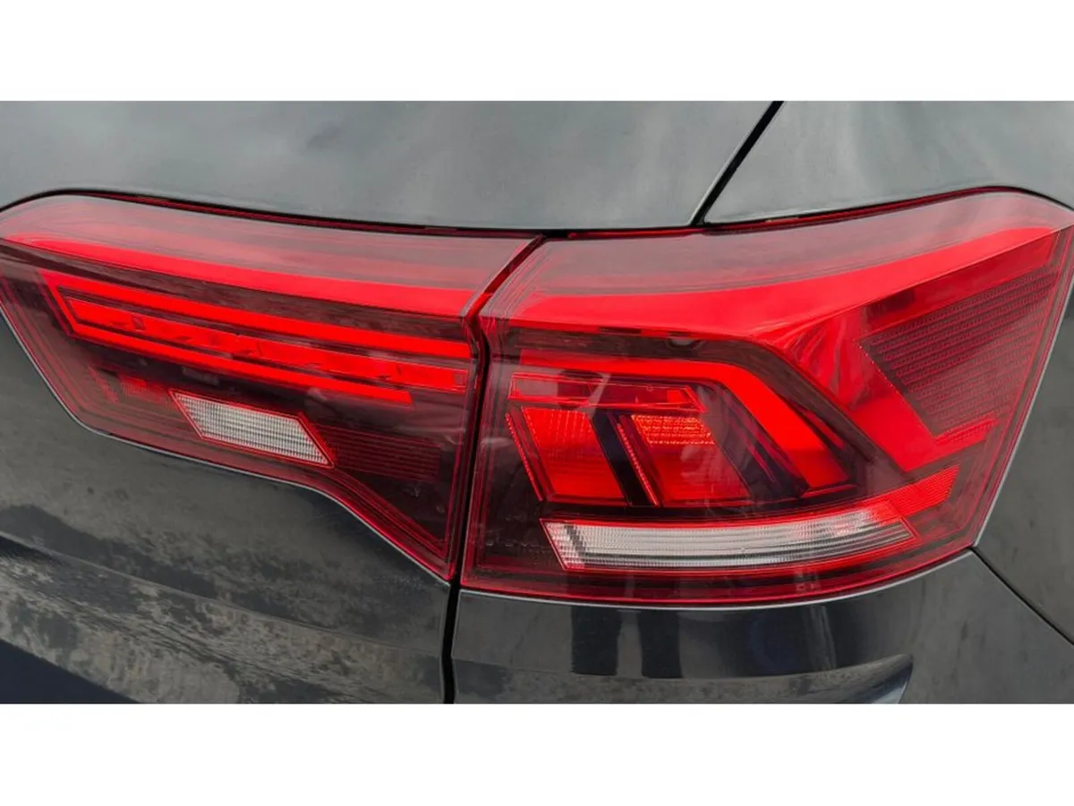 Volkswagen T-Roc Sport - Image 6