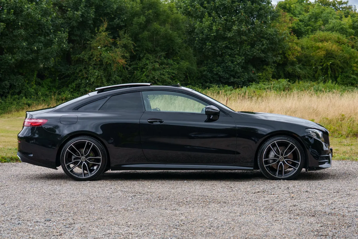 2018 Mercedes-Benz E220 AMG Line Coupe - Pan Roof - Image 4