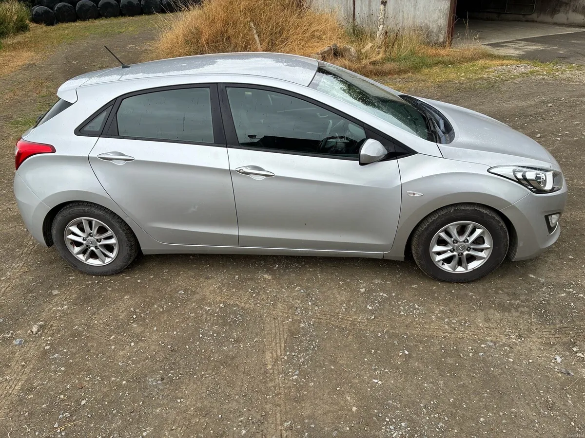 2014 Hyundai i30 Hatchback 1.6 Diesel - Image 5