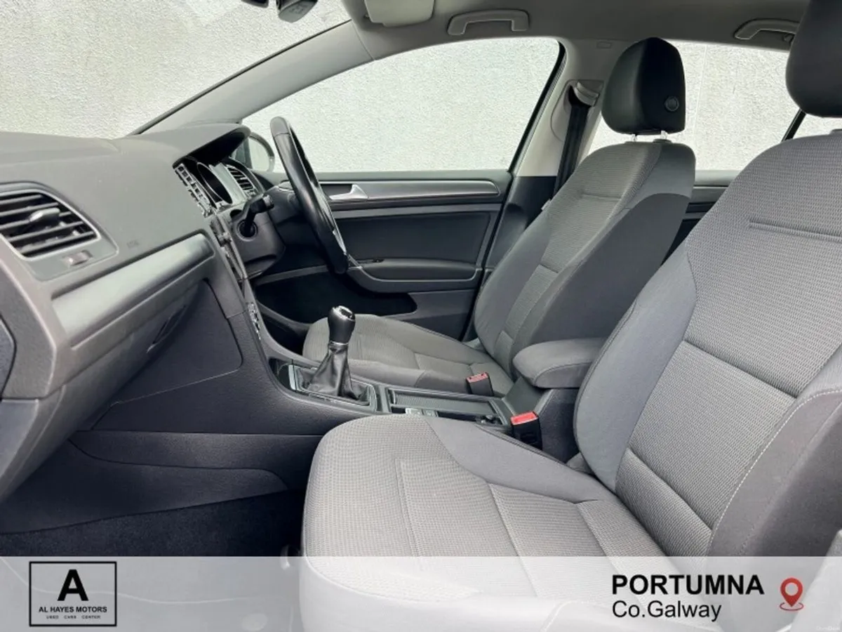 Volkswagen Golf 1.6 TDI 115HP Comfortline - Image 4