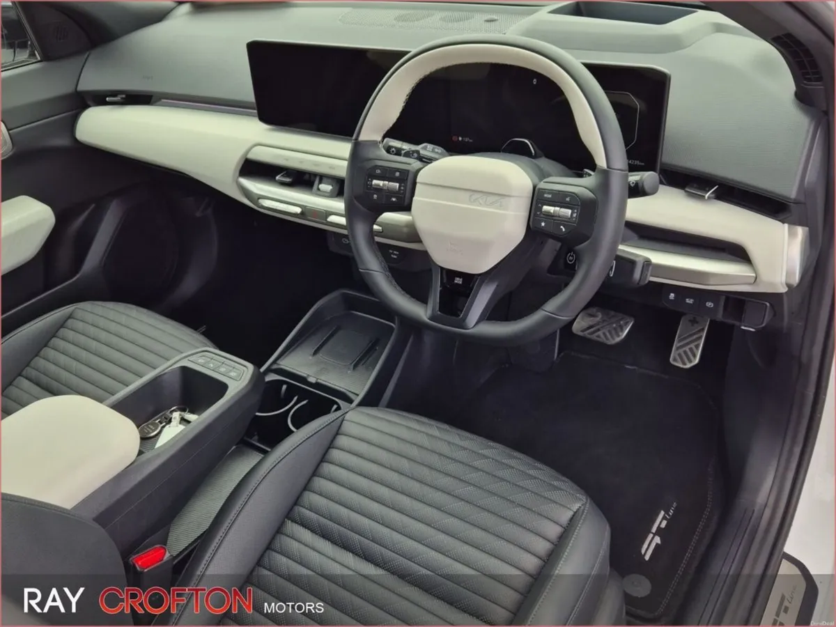Kia EV4 Fastback GT-Line - Long Range - Image 2