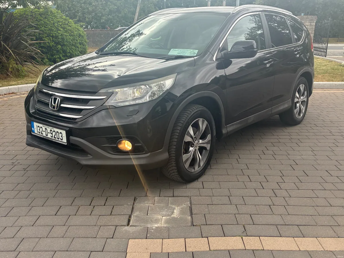 2013 (132) Honda CR-V *top spec* auto - Image 2