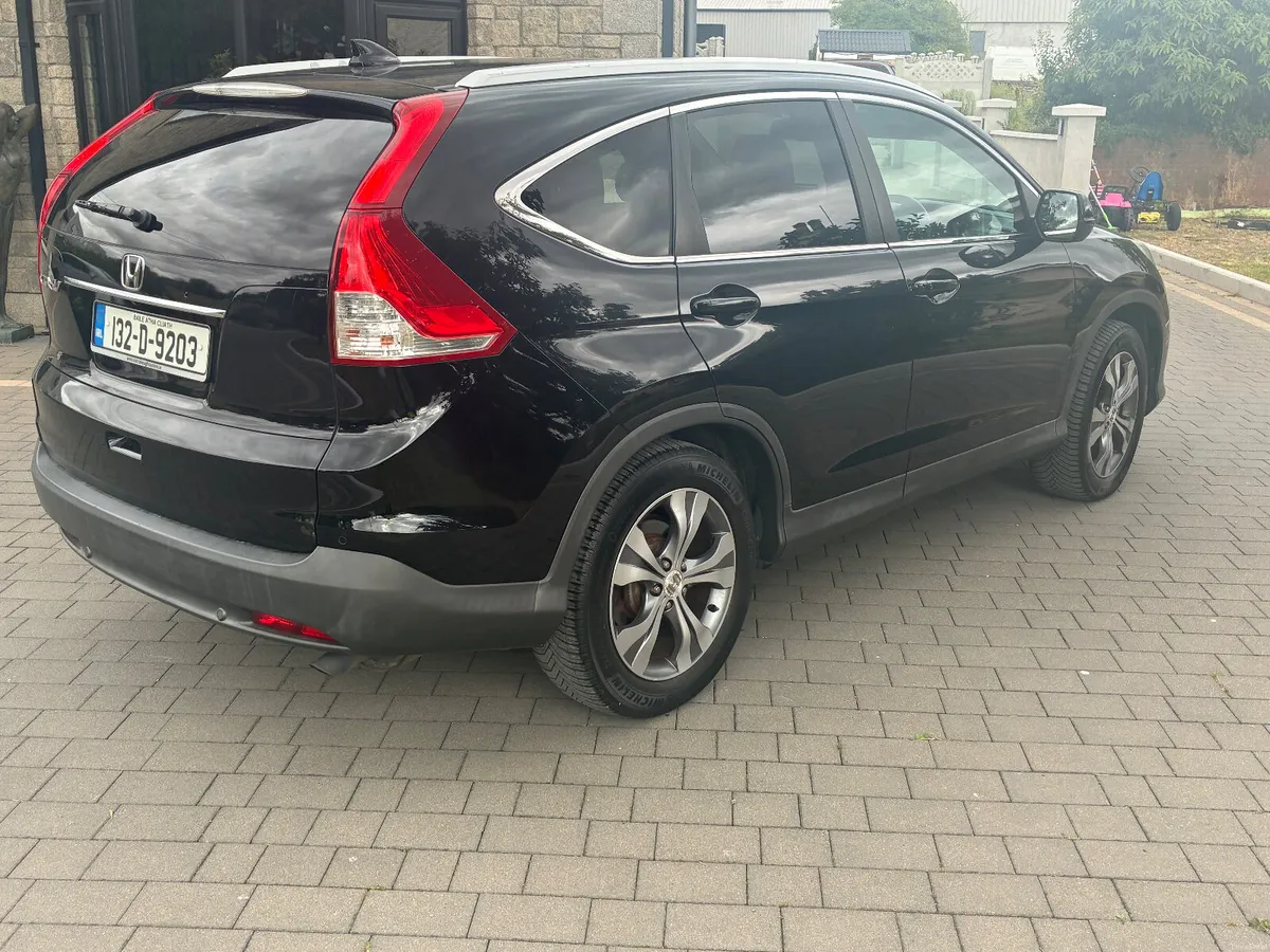 2013 (132) Honda CR-V *top spec* auto - Image 6
