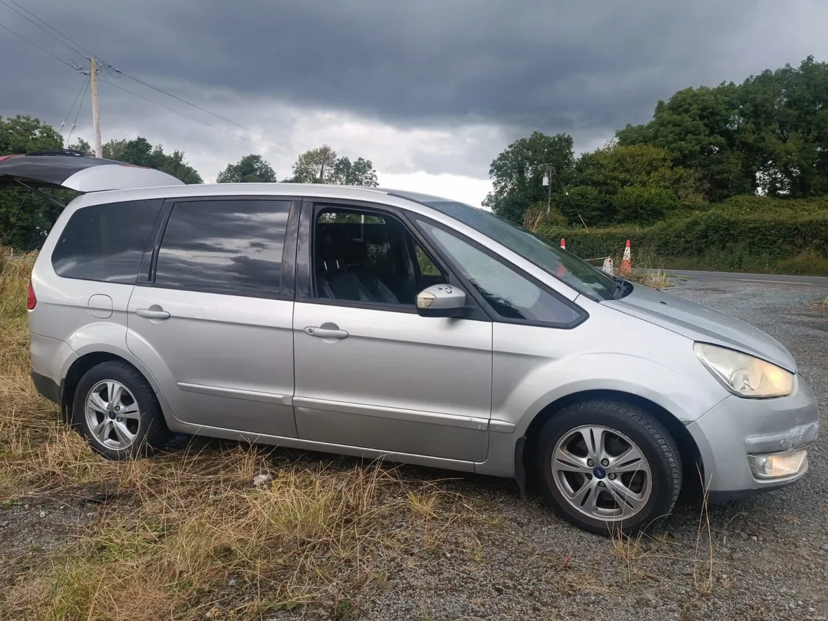 Ford Galaxy 2008 - Image 2