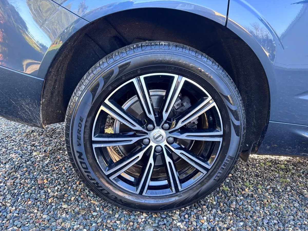 Volvo XC60 - Image 6