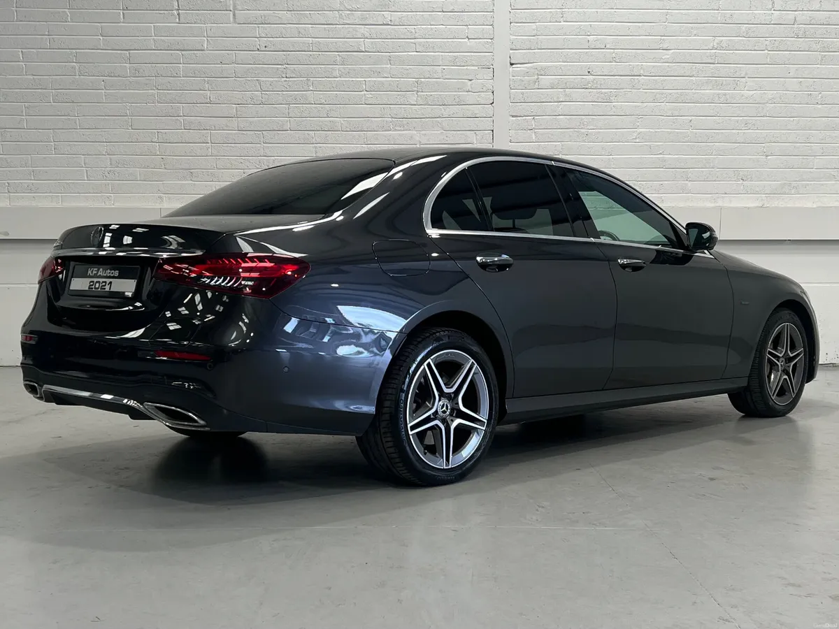 Mercedes Benz E Class E300de AMG Line Premium - Image 6