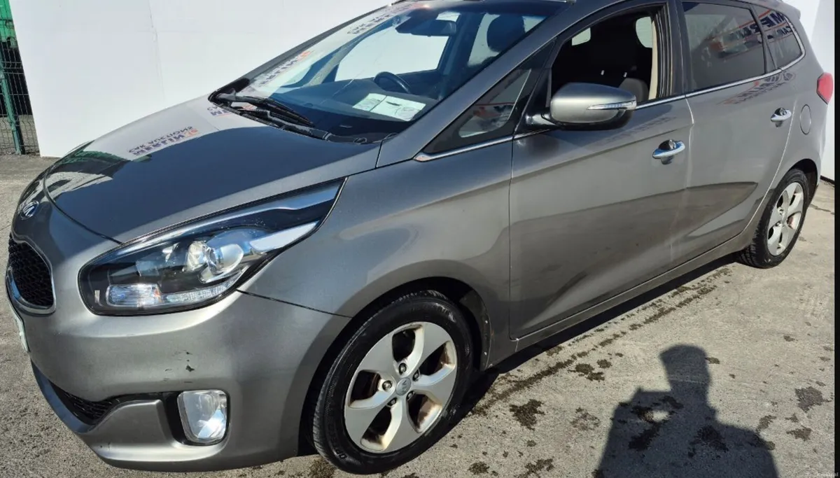 Kia Carens 2014 - Image 2