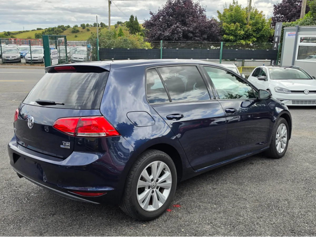 Volkswagen Golf 1.2 TSI AUTOMATIC - REVERSE CAMERA - Image 5