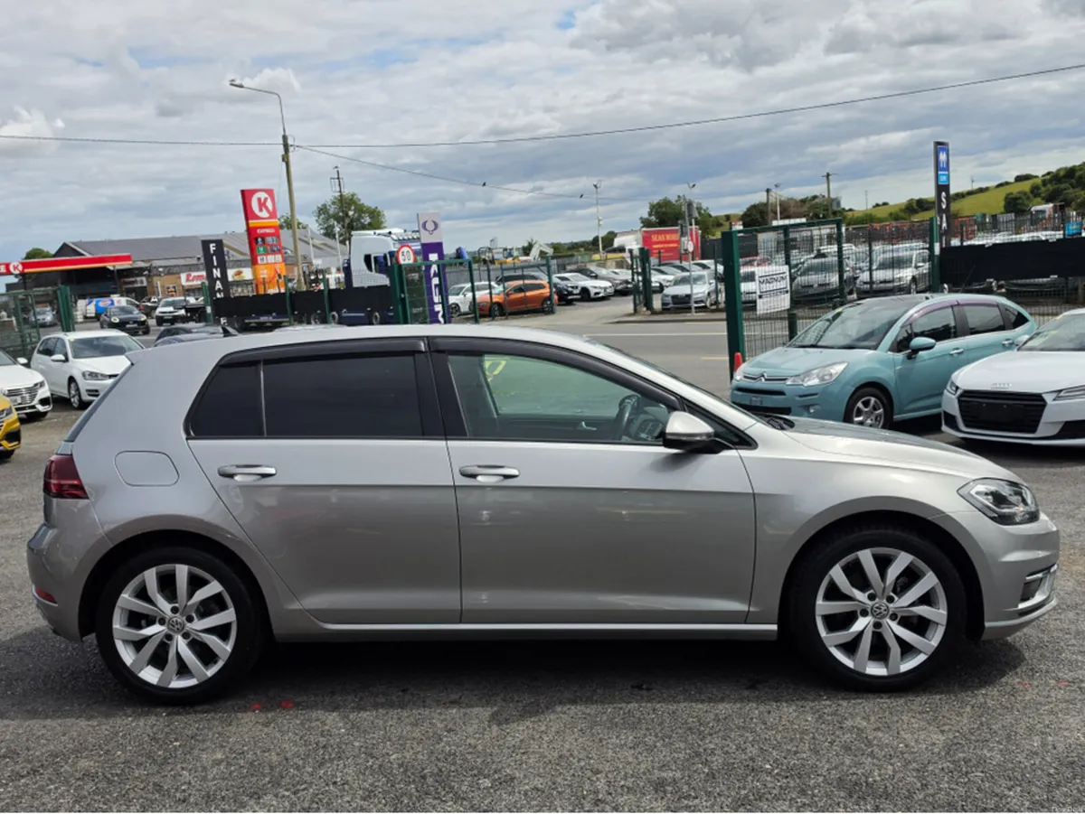 Volkswagen Golf 1.4 TSI AUTOMATIC  - FACELIFT - DI - Image 4
