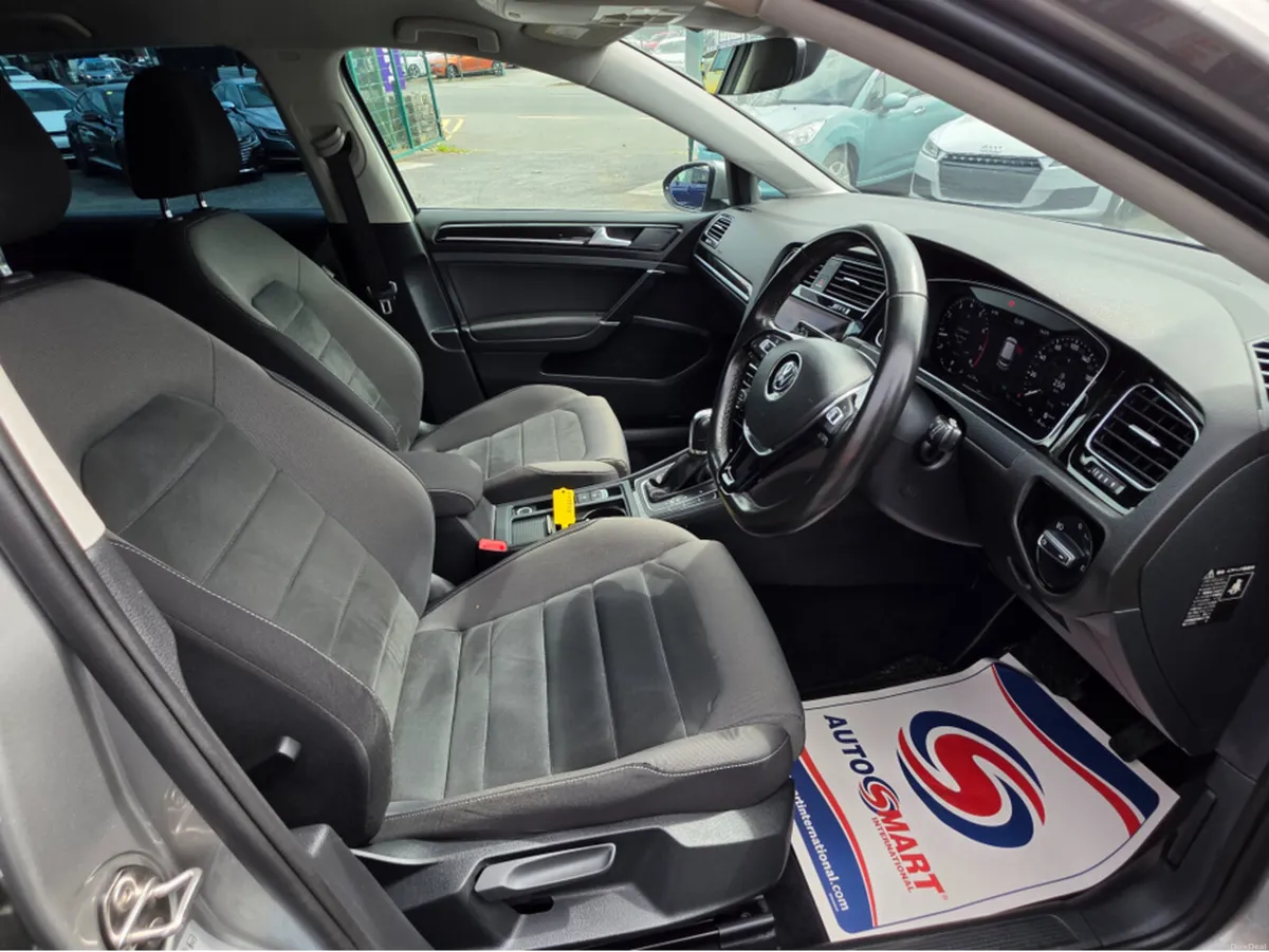 Volkswagen Golf 1.4 TSI AUTOMATIC  - FACELIFT - DI - Image 5