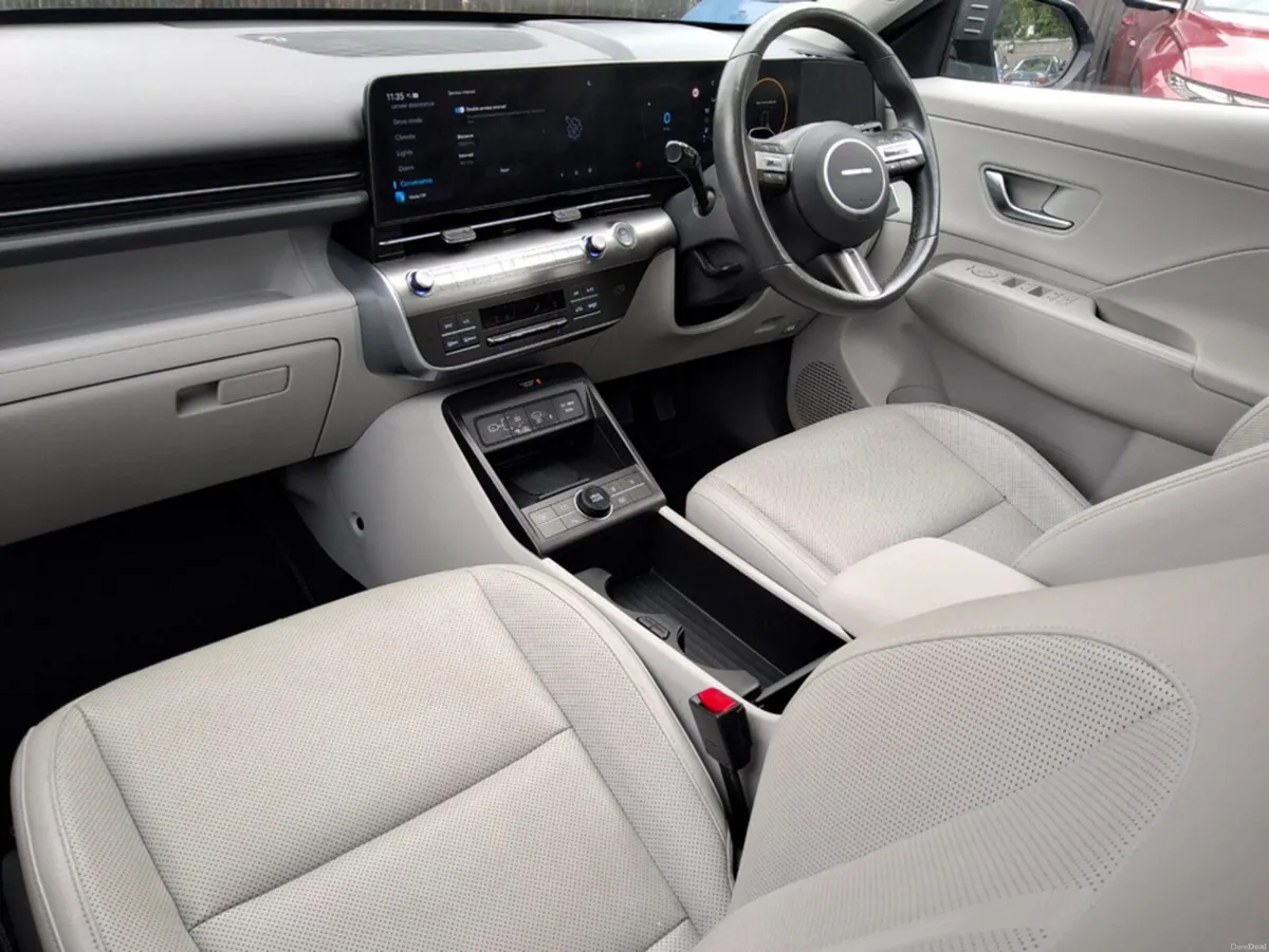 Hyundai KONA PLATINUM 65KWH ** NEW MODEL ** - Image 6
