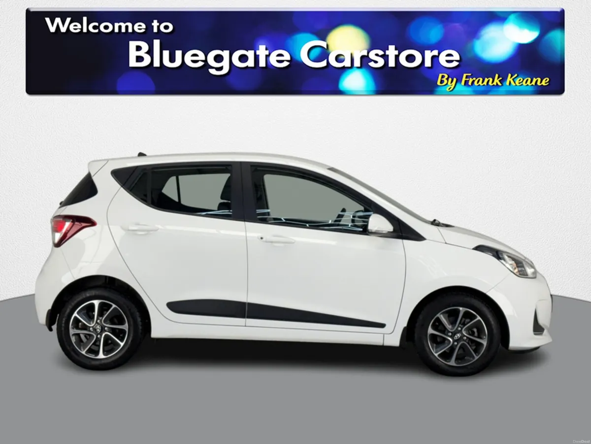 Hyundai i10 DELUXE**MULTIFUNCTIONAL STEERING WHEEL - Image 2