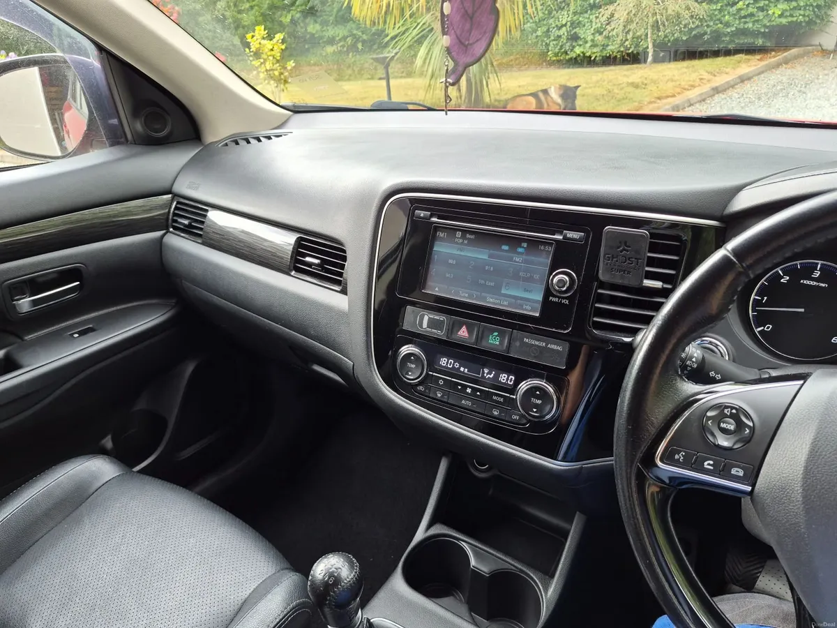 Mitsubishi Outlander 2016 - Image 6