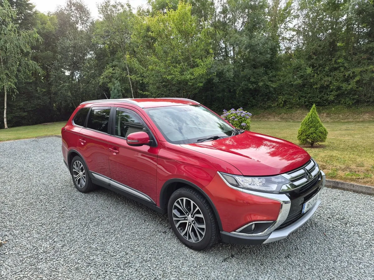 Mitsubishi Outlander 2016 - Image 1