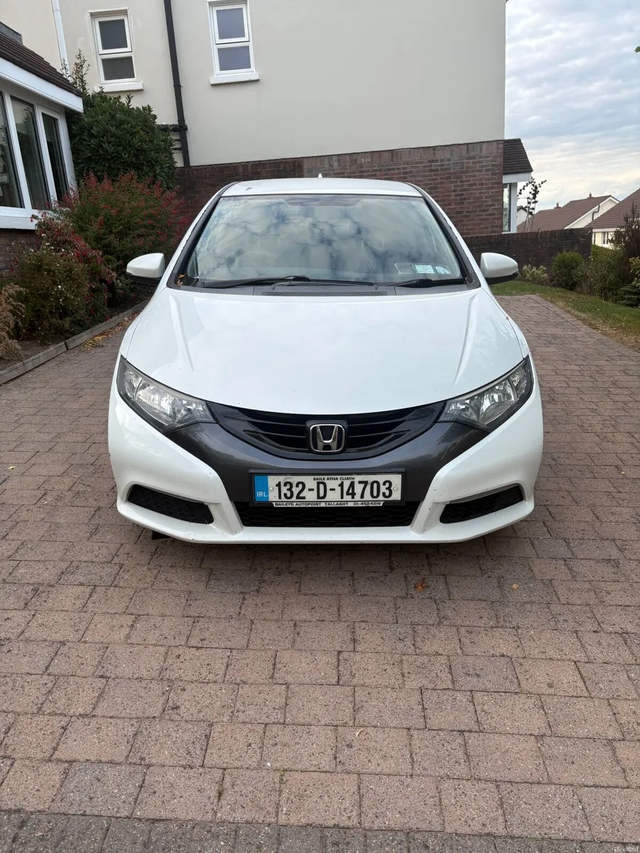 Honda Civic 2013 - Image 1