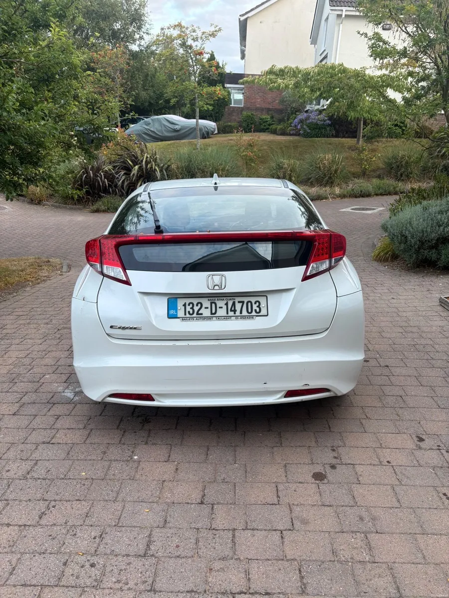 Honda Civic 2013 - Image 4