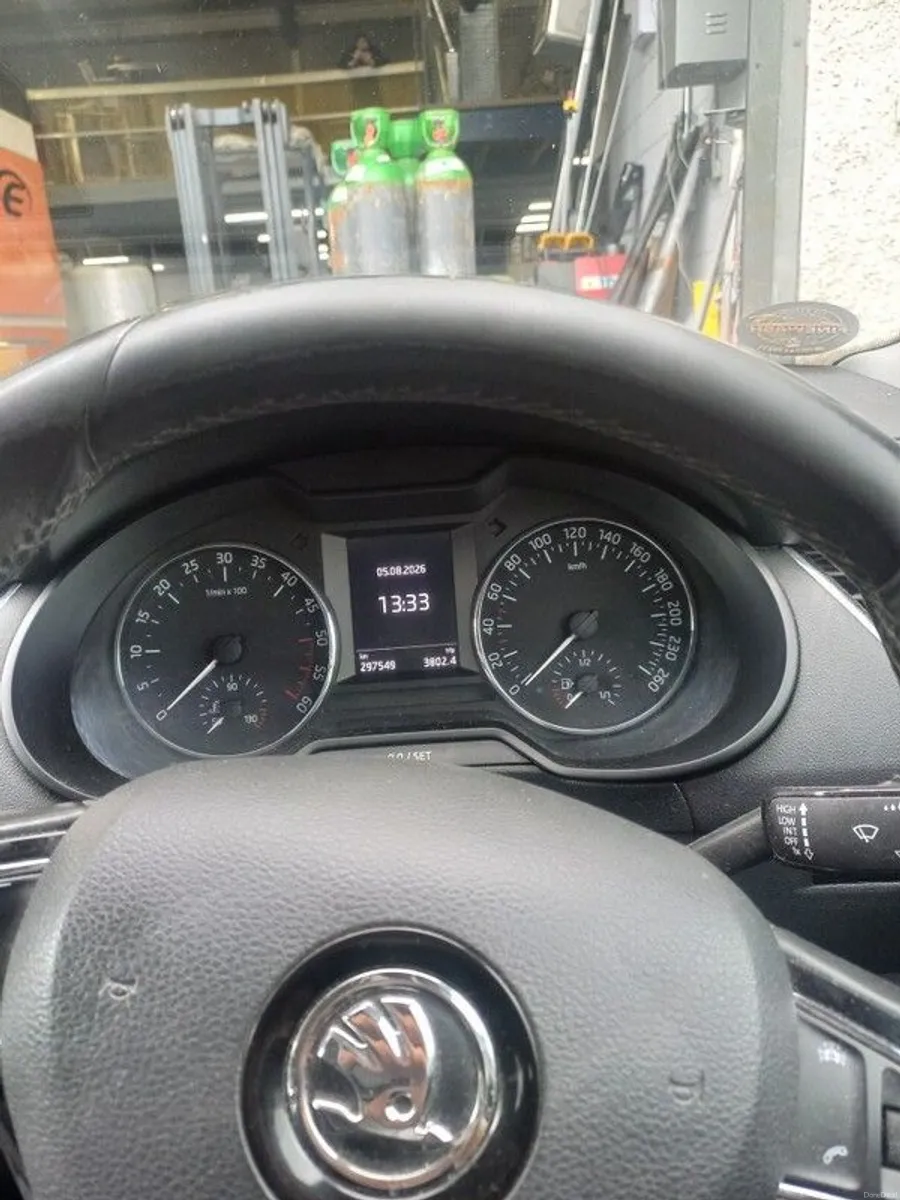 2015 Skoda Octavia - Image 6