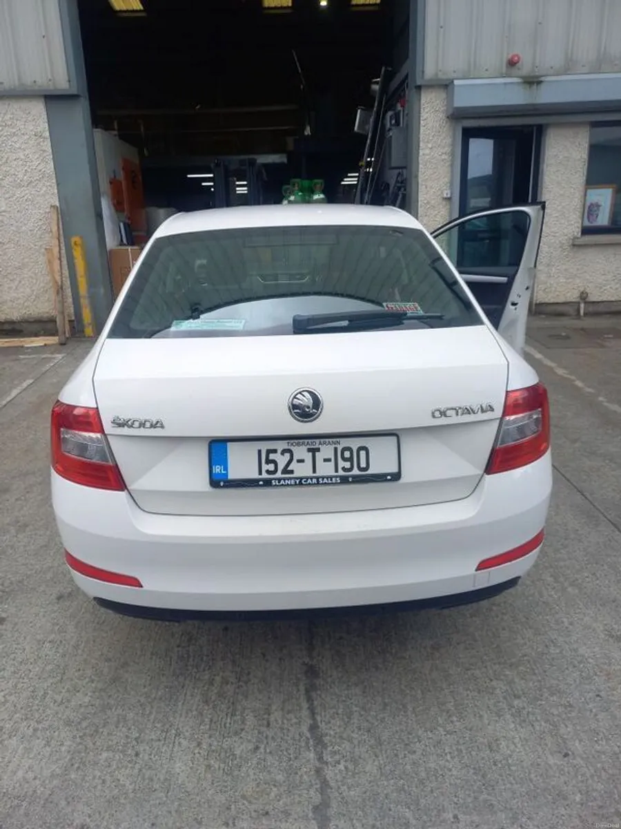 2015 Skoda Octavia - Image 4