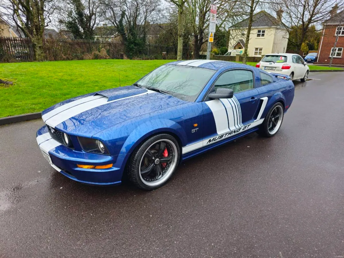 Ford Mustang - Image 1